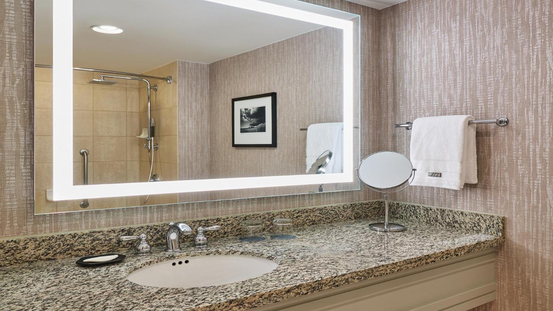 The Westin Westminster Hotel Bagian luar foto